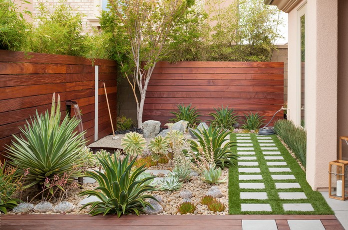 Creating a Charming Garden Walkway: 5 Inspirational Ideas