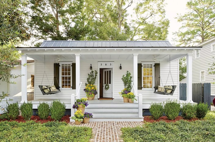Welcoming Entries: Small Front Porch Designs to Enhance Your Home